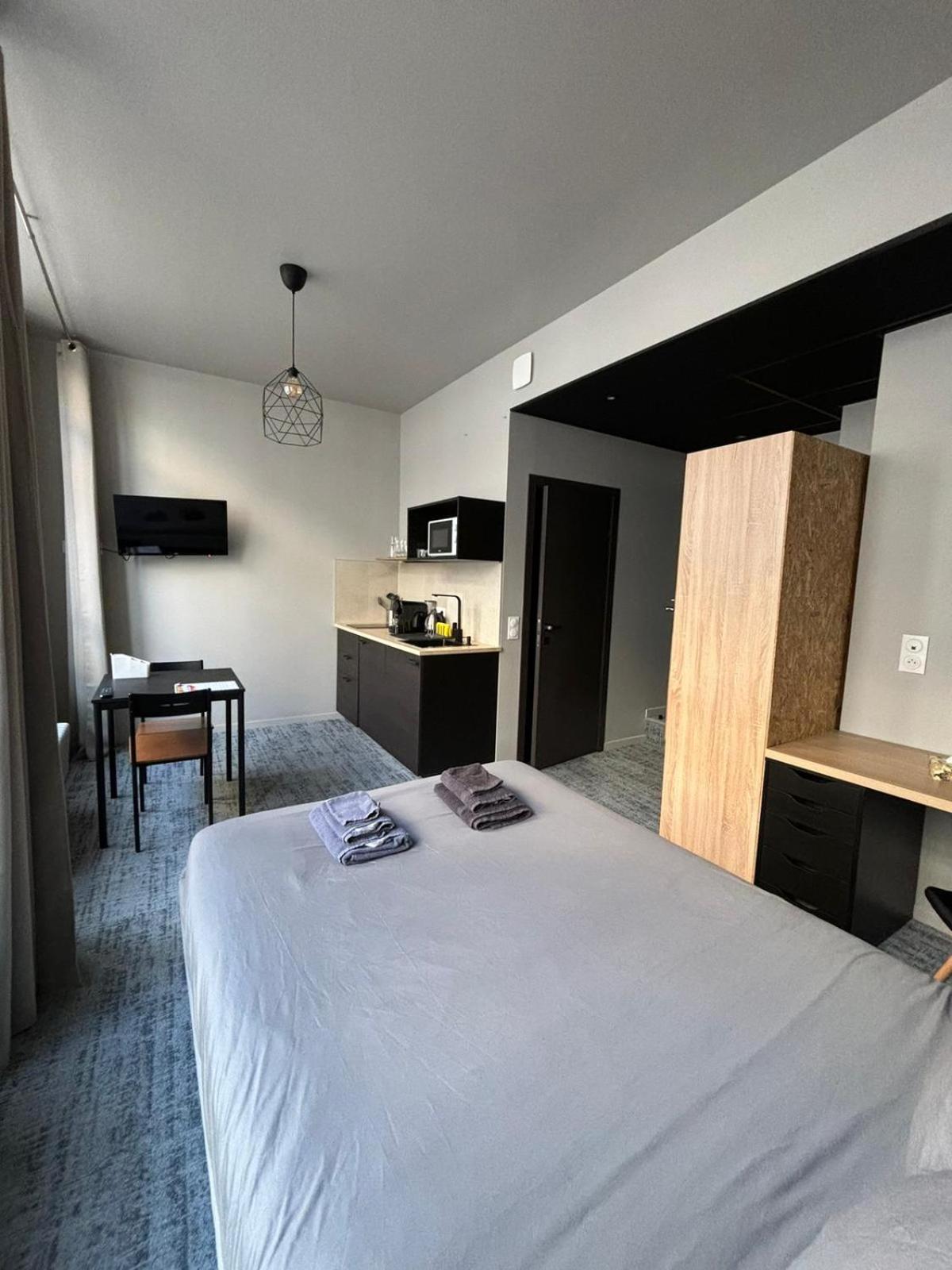 Apartament Le 12 Wifi Cosy Parking 3 Saint-Etienne  Zewnętrze zdjęcie